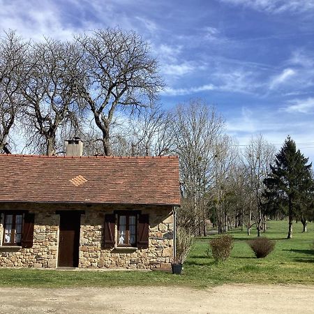La Maisonnette Des Champs Pierre-Buffiere Экстерьер фото